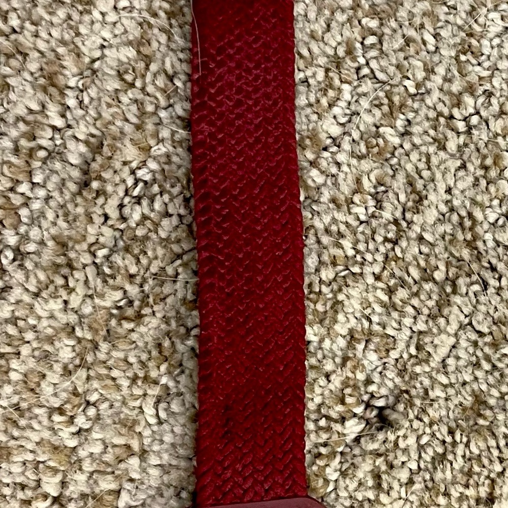 Solo Loop for Apple Watch, Burgundy - Picture 4 of 5